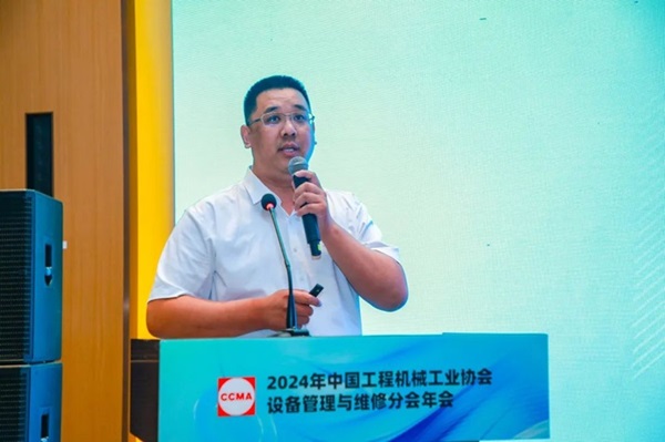 亚洲嫩模高潮喷白浆在线观看液壓3.jpg